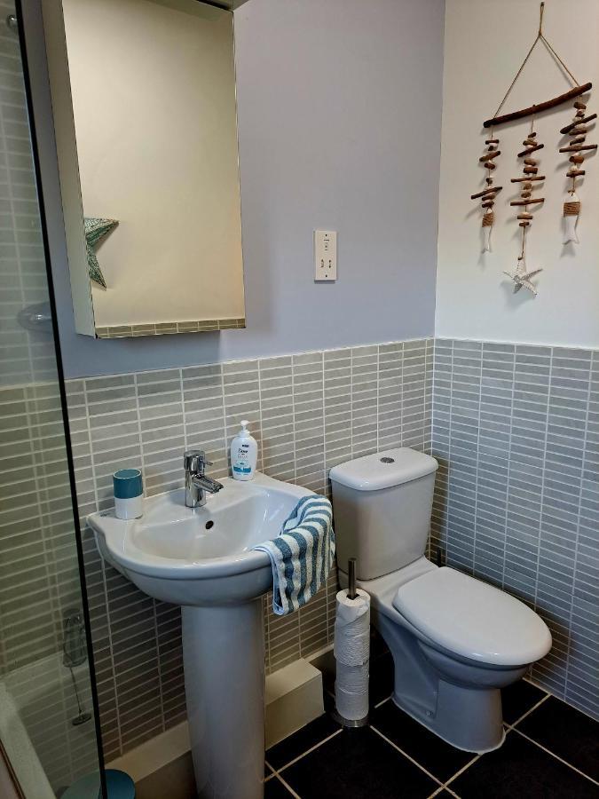 Coastal Apartment With Beach On Your Doorstep! لينيلي المظهر الخارجي الصورة